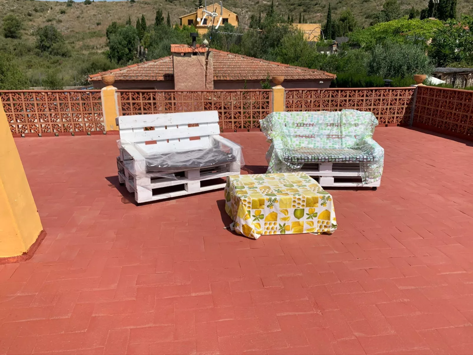 Villa Barby mit Pool für 7 Personen-Buiten