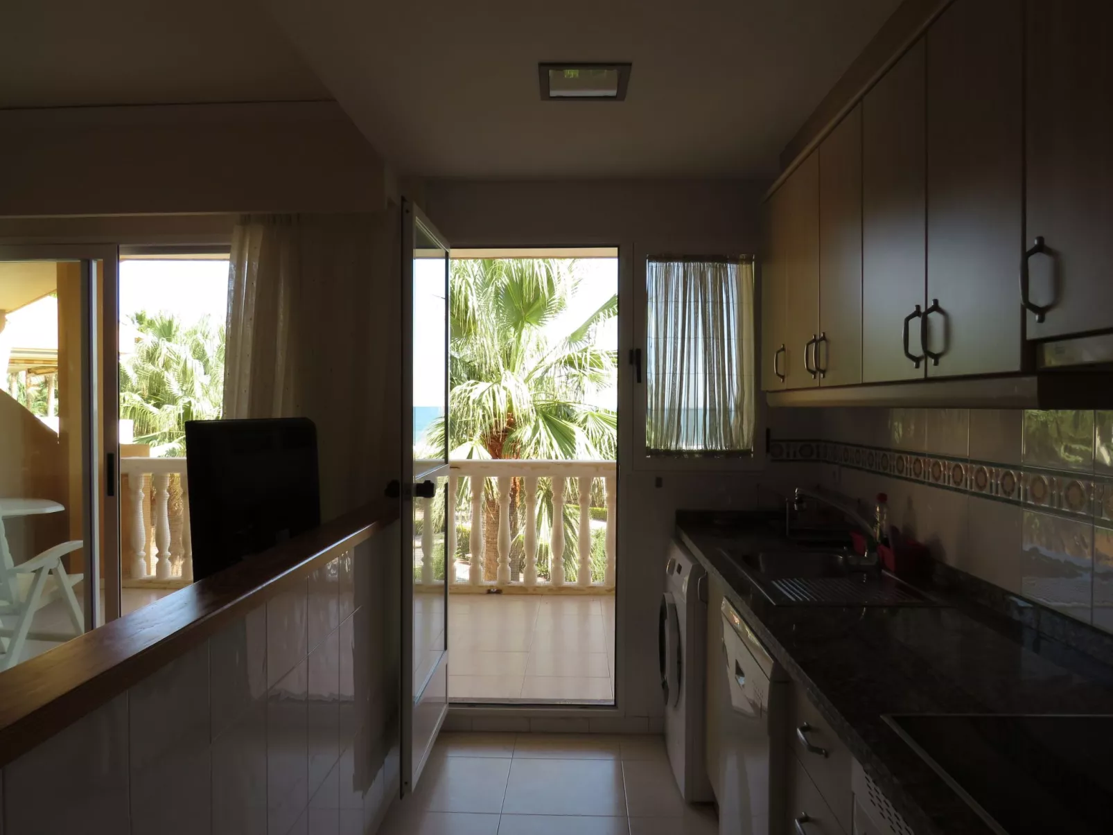 Wohnung Stella, 1. Reihe Meerblick und Palmen-Binnen