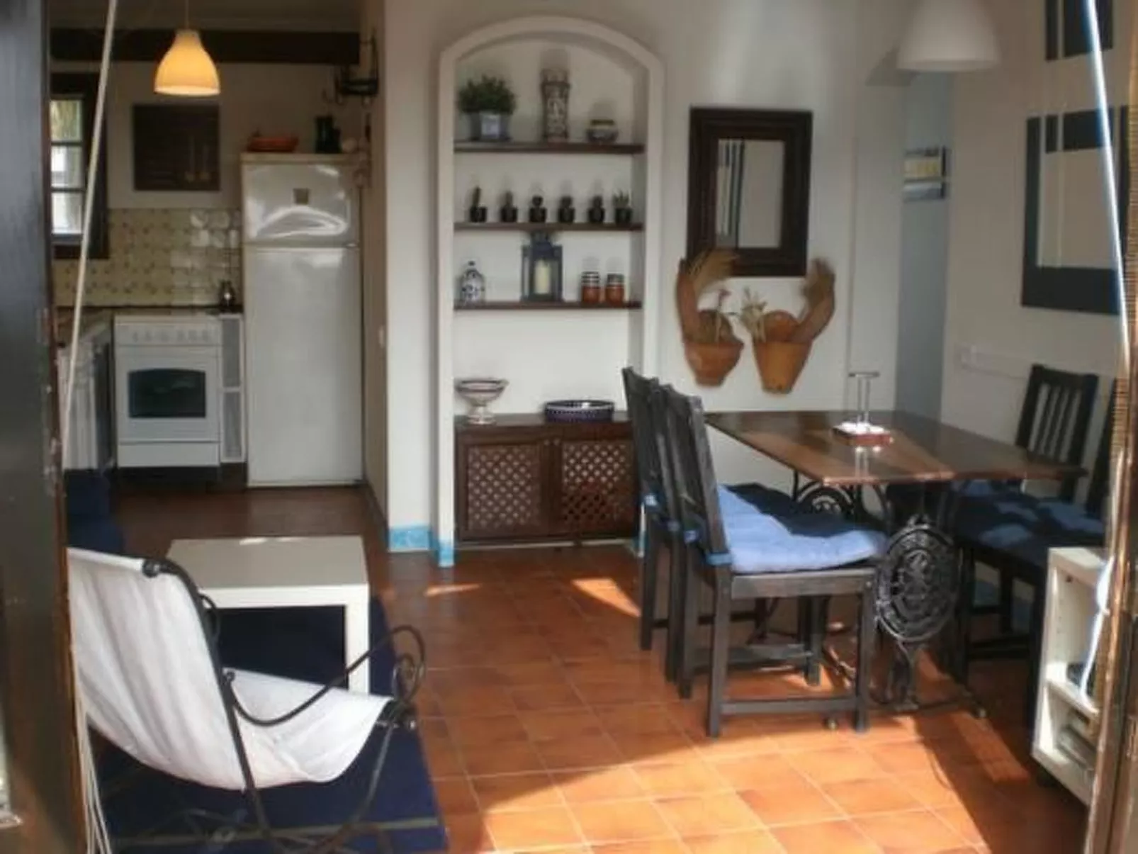 Schöne Wohnung in Playa Blanca mit Grill, Garten und Terrasse und Neben dem Str-Binnen