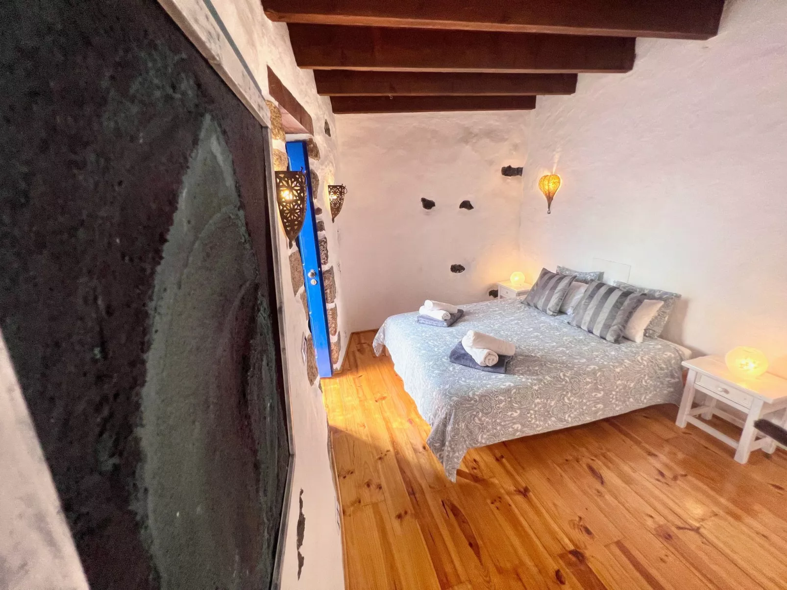 Schön eingerichtetes Bauernhaus - La Finca Yazmina-Binnen