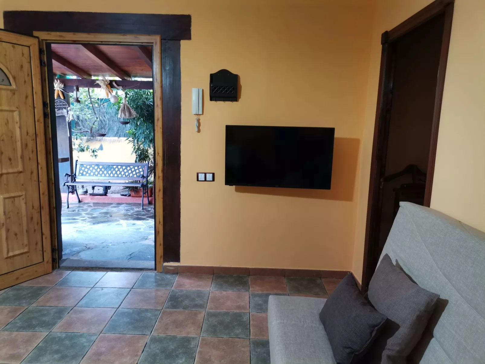 "La Almendra" mit Terrasse-Binnen