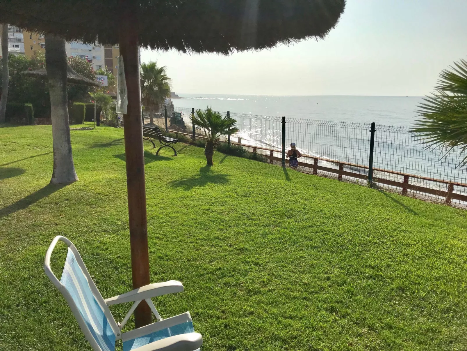 "Mi Capricho".-Buiten