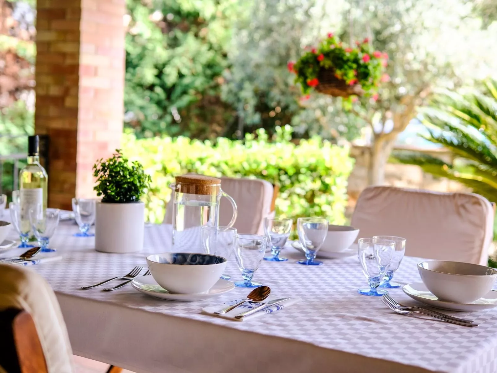 "Carta Fashion" mit eigenem Pool-Image-tags.info