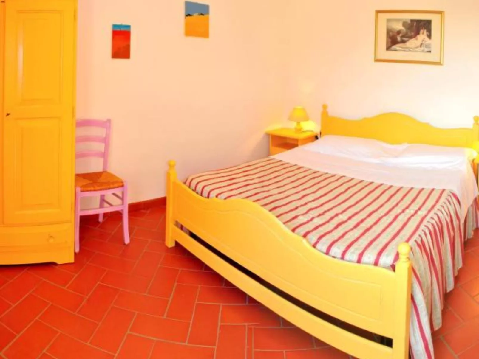 Drei-Zimmer-Wohnungen Borgo Collelungo, erster Stock-Binnen