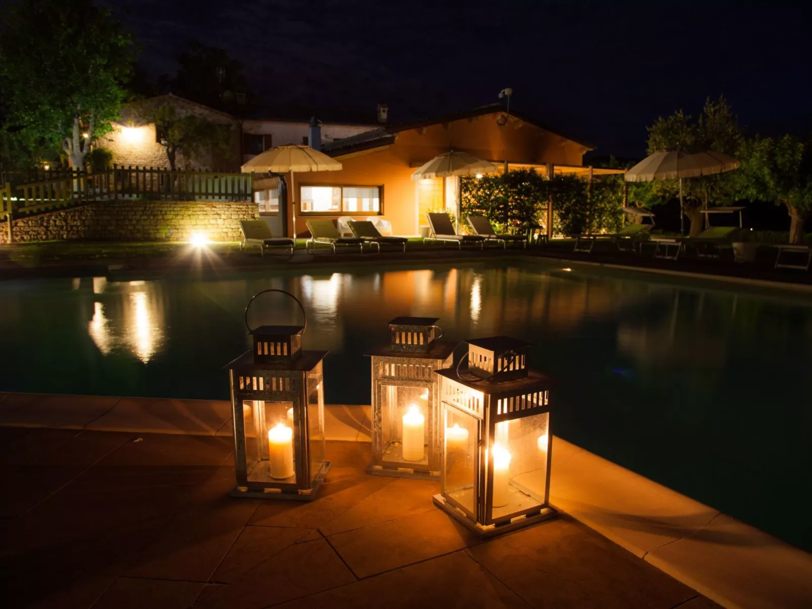 Wohnung im ersten Stock-Image-tags.info