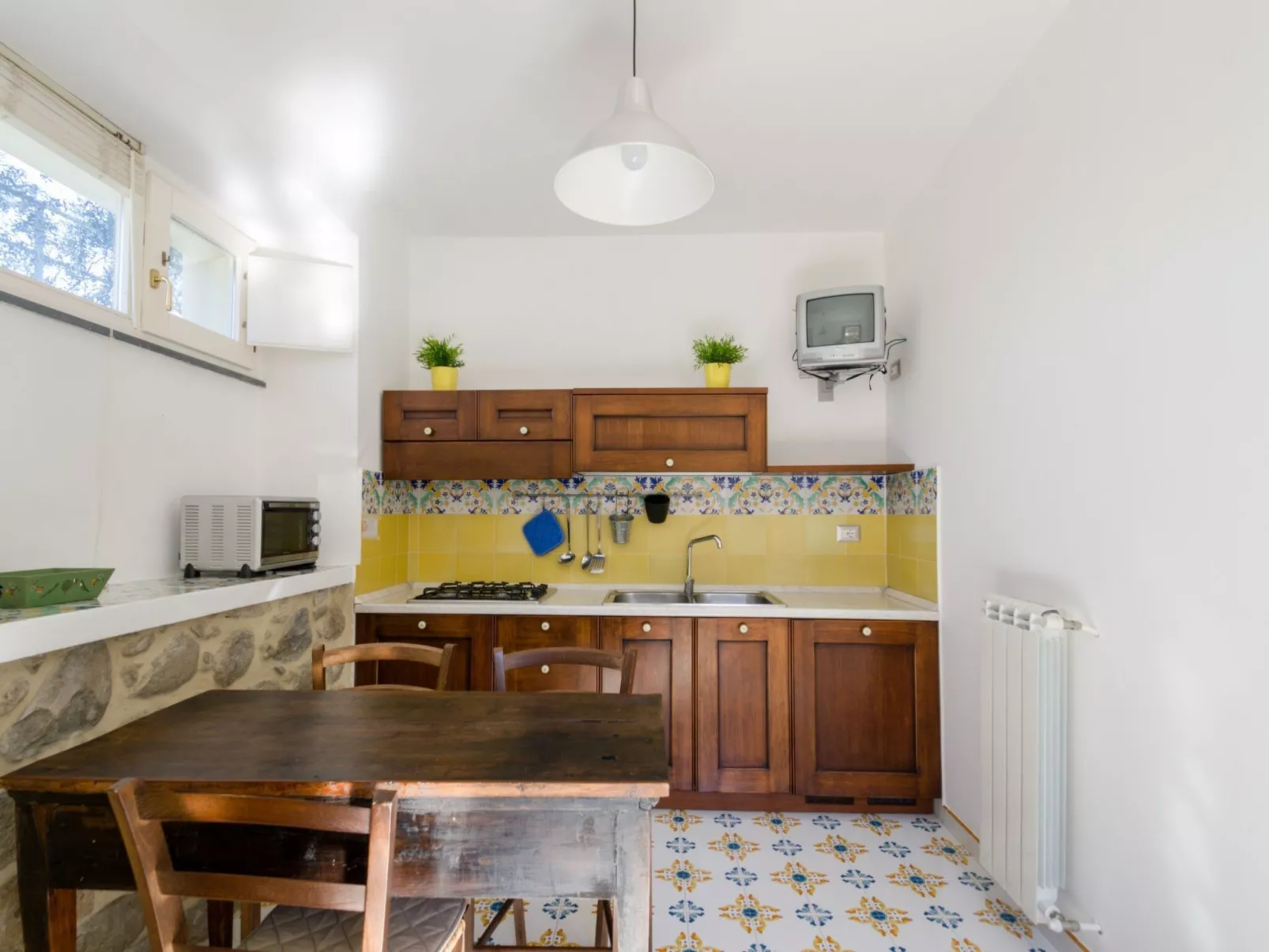 Il Vicolo - Zweizimmerwohnung im Zentrum von Ceraso mit Küche und Terrasse, bis-Binnen