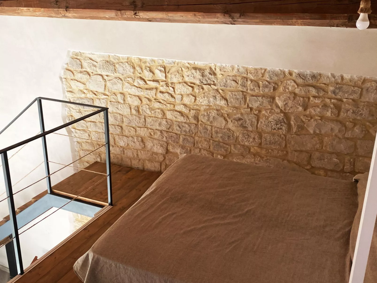 'Malteser 16' mit Wallbox-Binnen