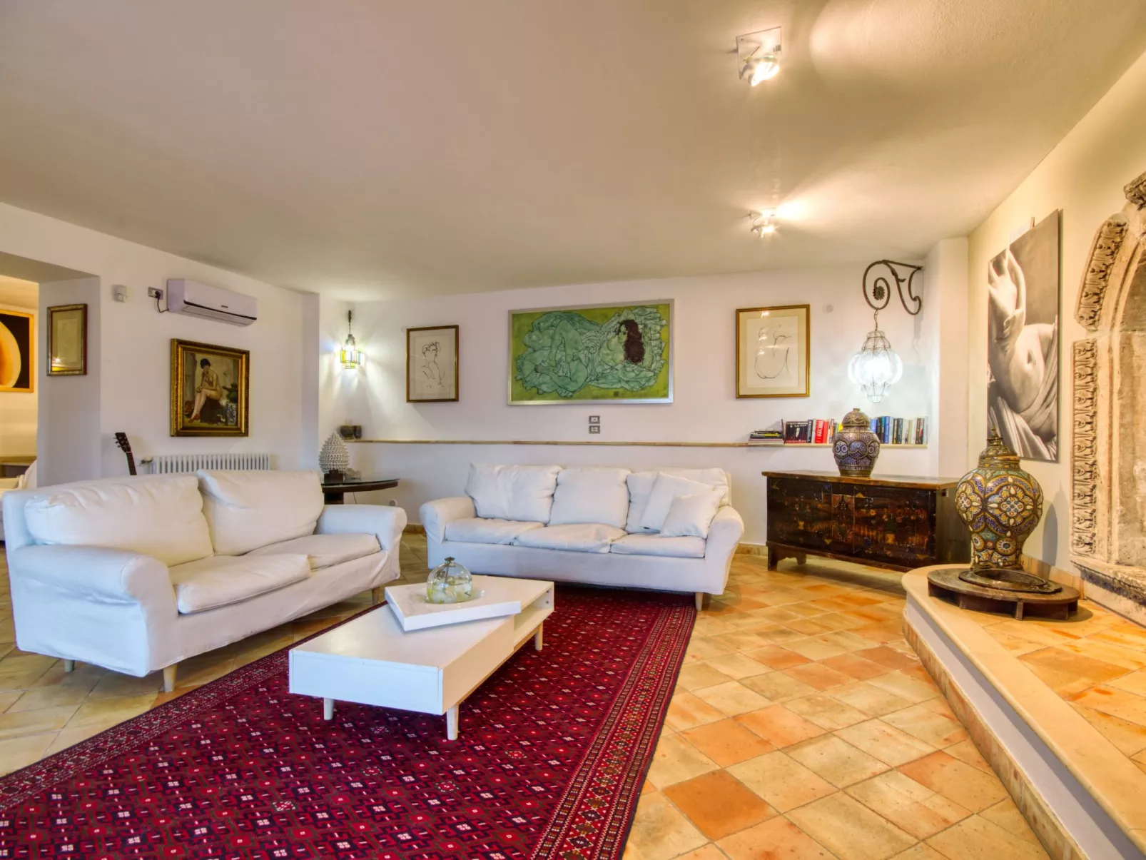 Ferienvilla mit Whirlpool-Binnen