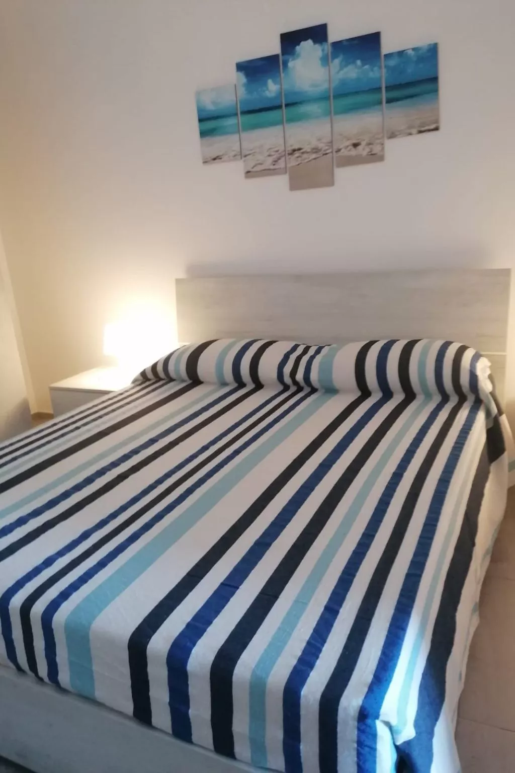 Drei-Zimmer-Wohnung mit Meerblick-Binnen