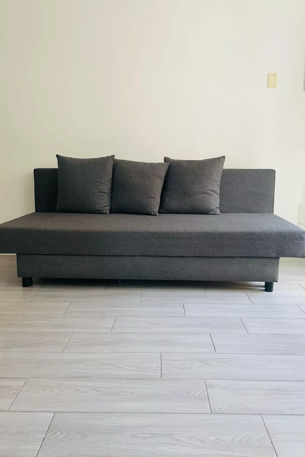 "Momy's Home Rom"-Binnen