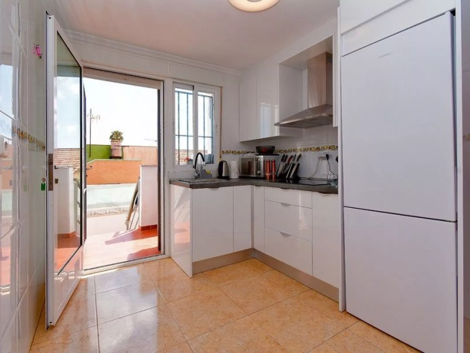 Monte Cenajo 6-Binnen