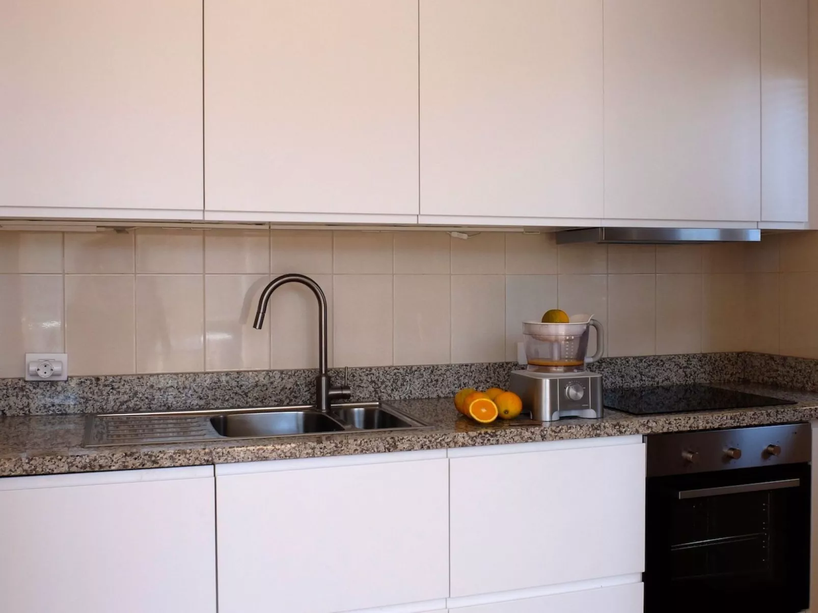 Komfortable geräumige Wohnung mit bester Aussicht 5p max-Binnen