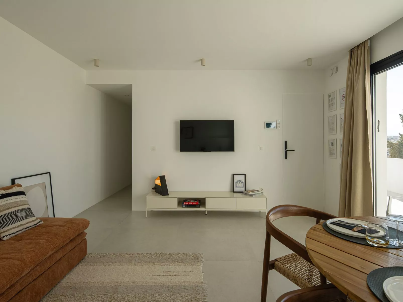 Privater Pool - Terrasse mit Aussicht - Tolle Lage-Binnen