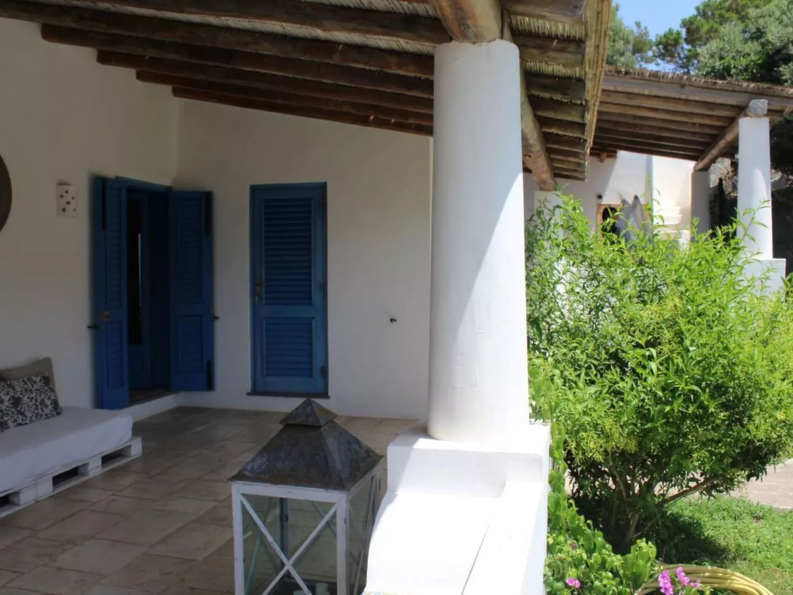 Ausgezeichnete Villa mit Schwimmbad, Panoramaterrassen-Image-tags.info