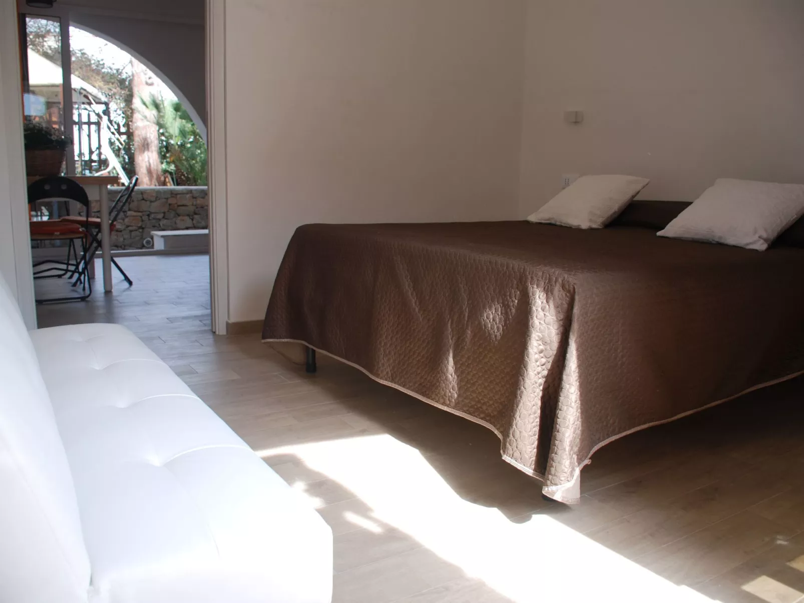 'Villa sul porto-Binnen