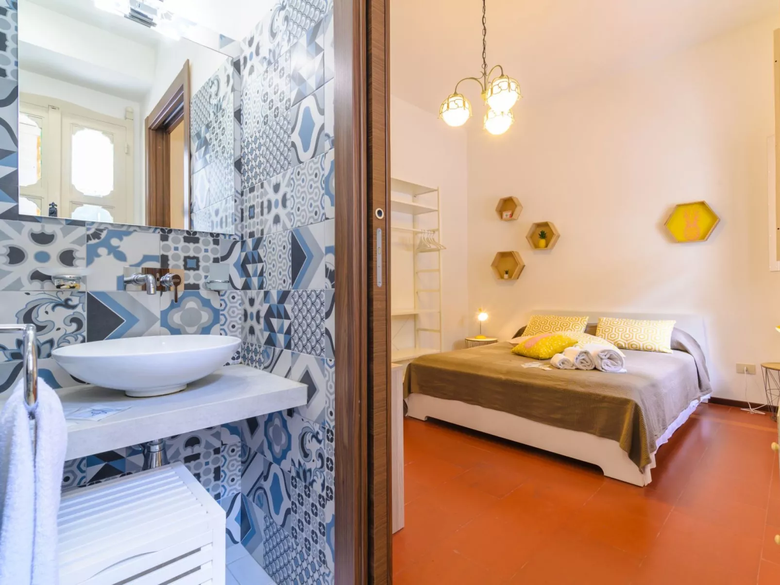 Villa am Sandstrand von Punta Secca-Image-tags.info