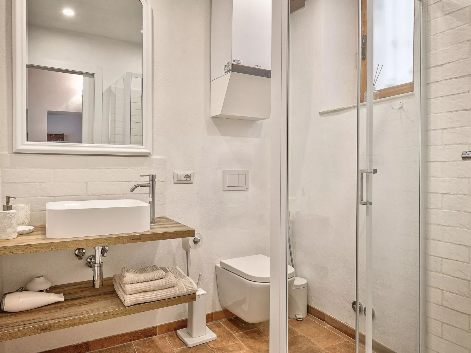 Charmante toskanische Wohnung mit Balkon und Blick.-Image-tags.info