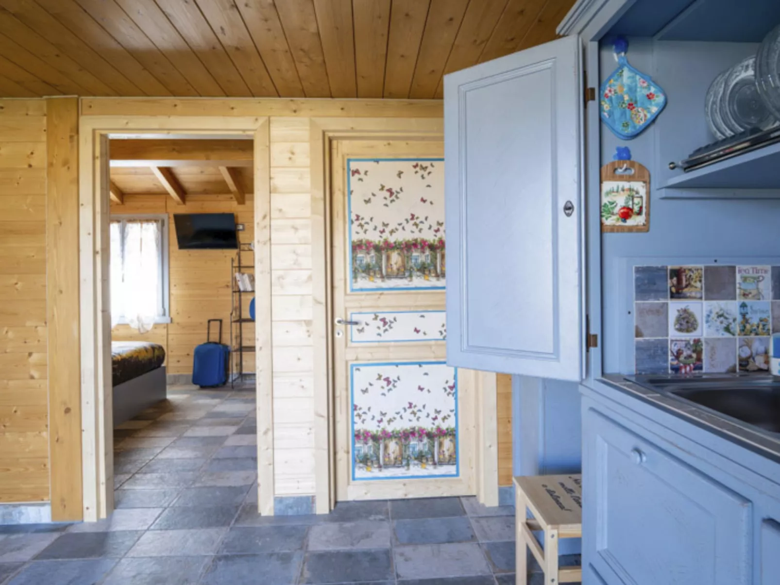 'Hortus la azurra'-Binnen