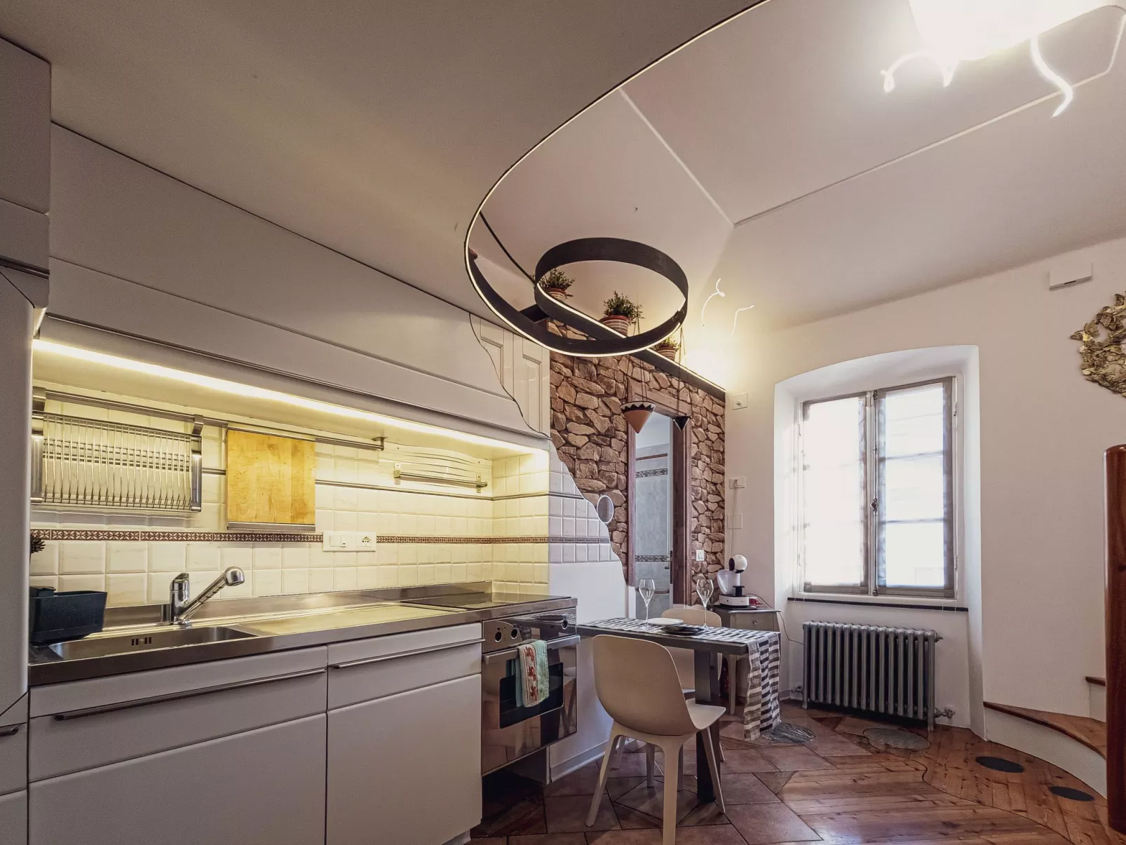 Strategisches Mikrohaus zwischen Cinque Terre und Portofino-Binnen