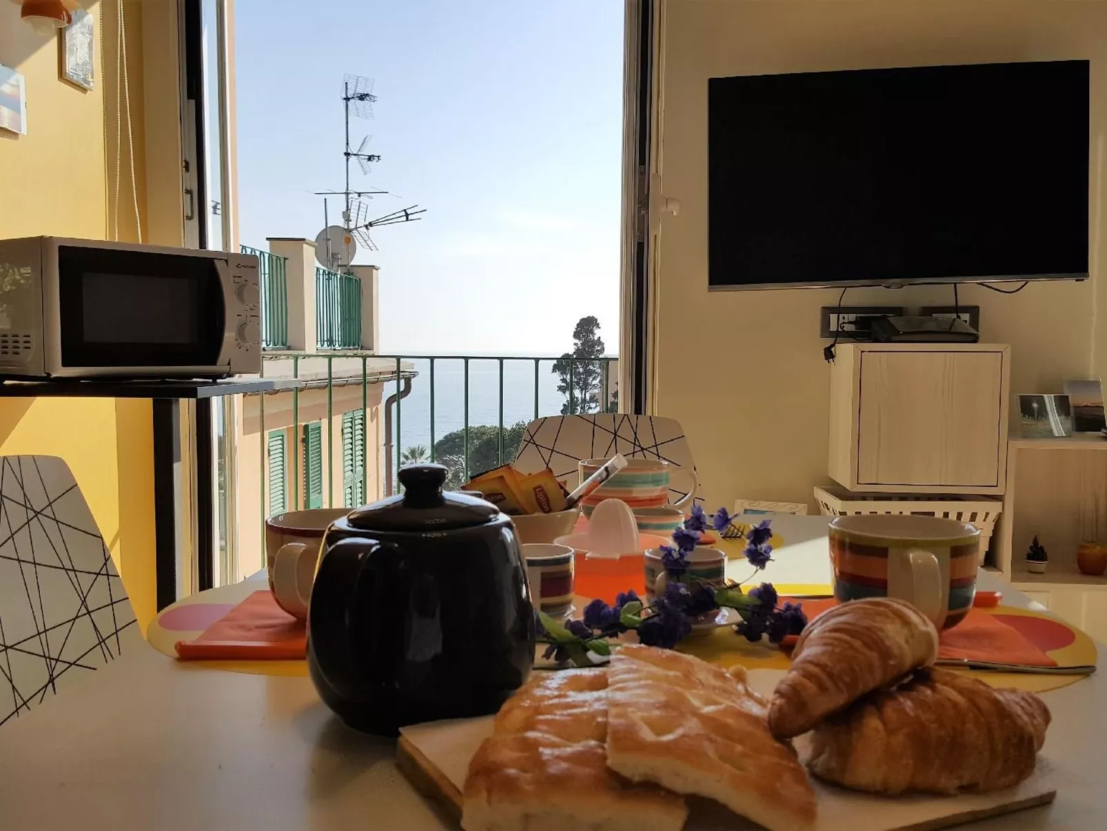 Für 3 Personen ca. 50 m&sup2; in Genua, Norditalien (Ligurien)-Binnen