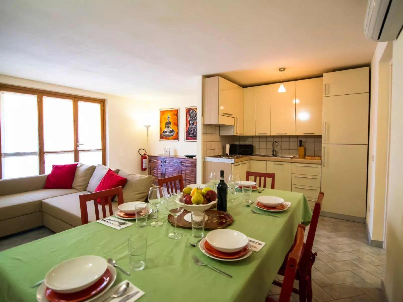 Wohnung Alborense-Binnen