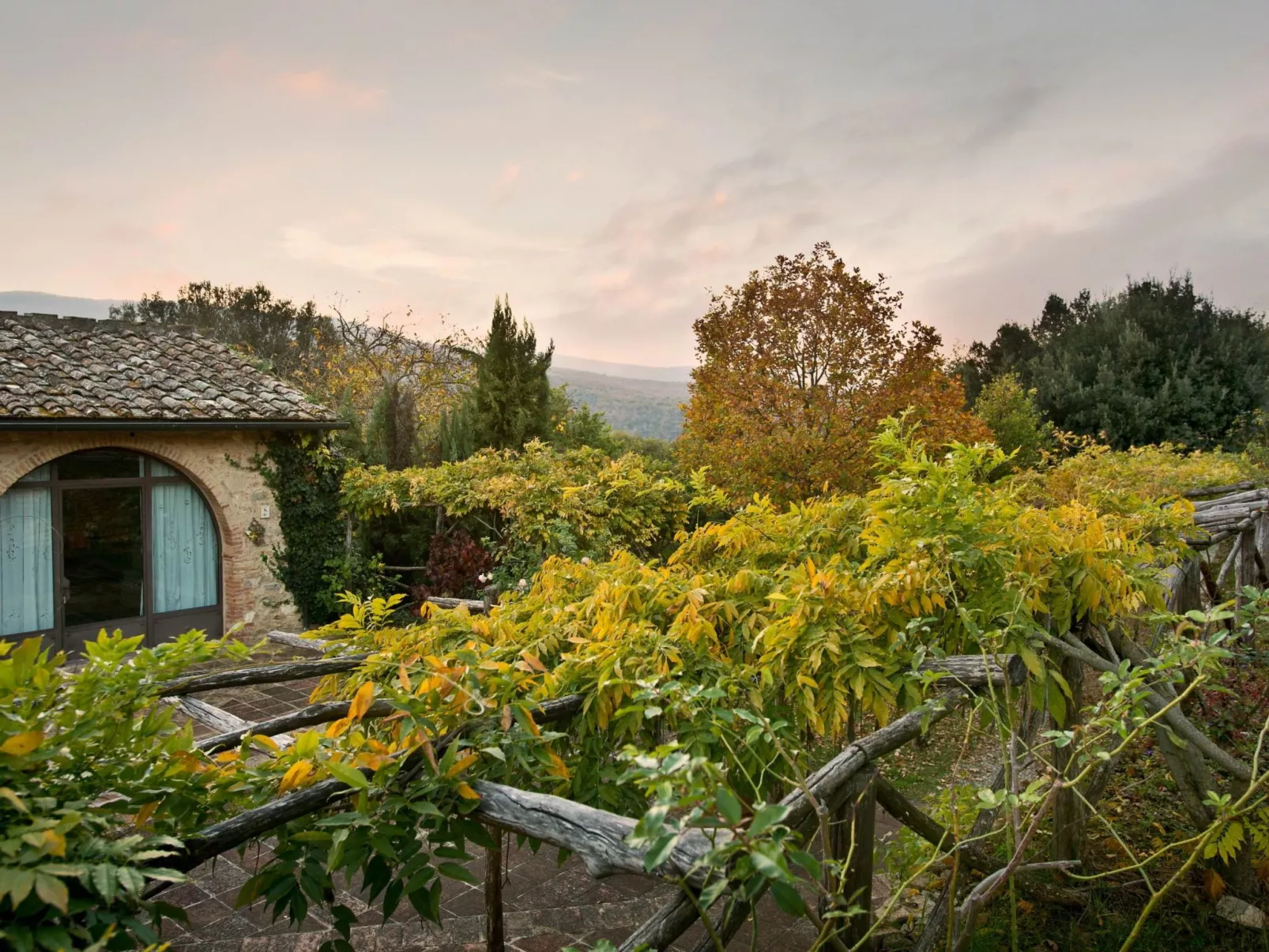 Wohnung 'Mascie rondini' mit Terrasse-Buiten