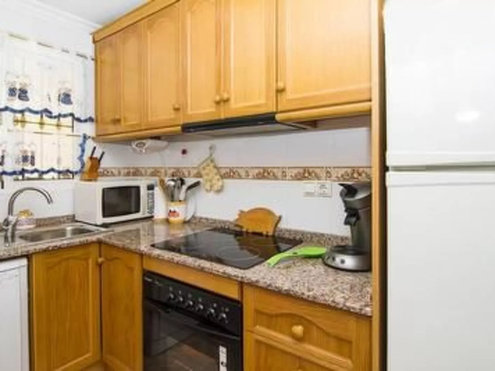 Wohnung mit Terrasse und privatem Pool-Image-tags.info