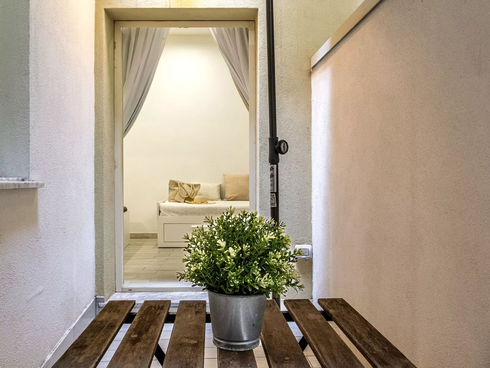 Casa Le Sorelle - Viola-Binnen