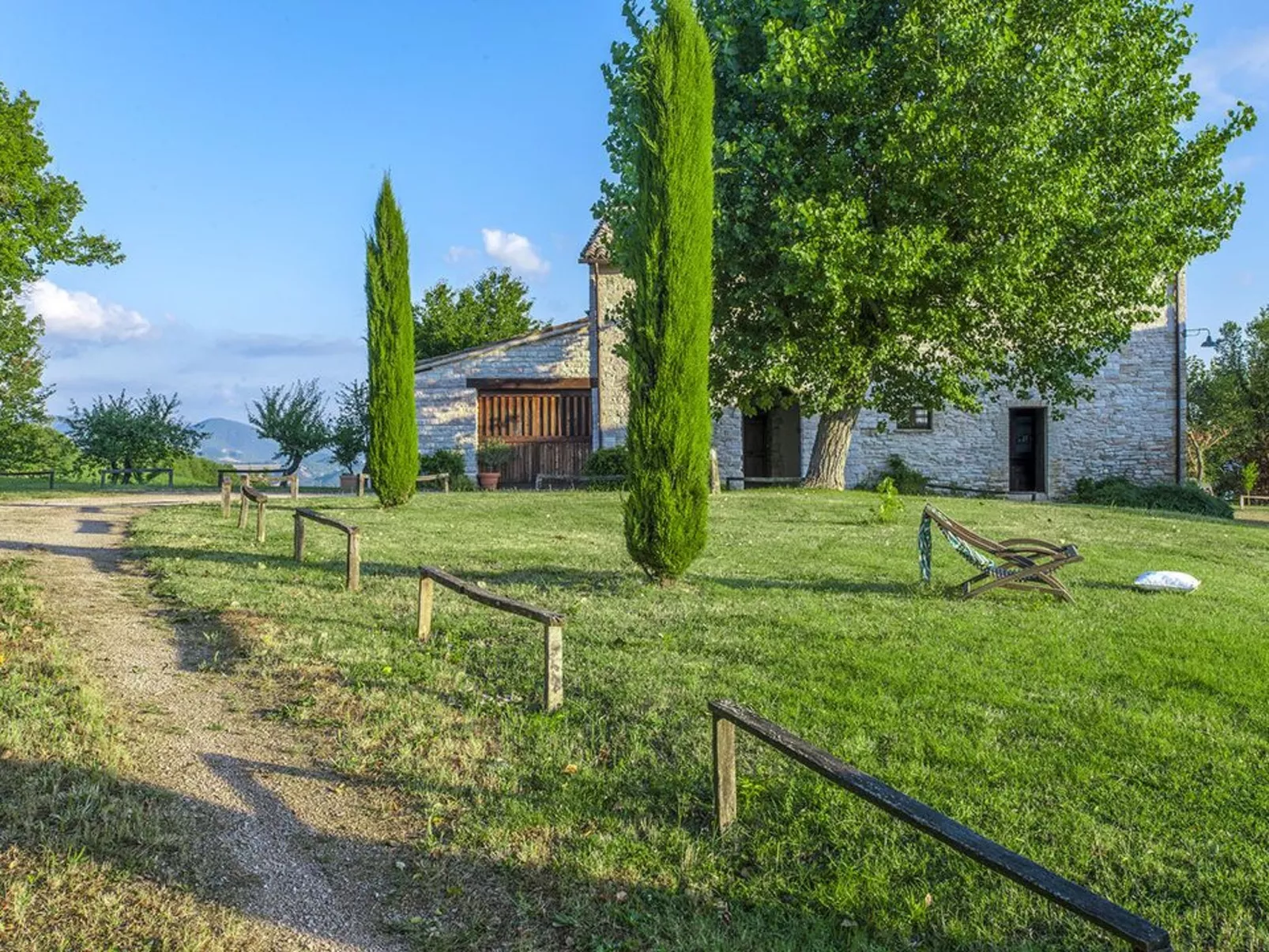 Ferienvilla 'Checello' mit privatem Pool-Buiten