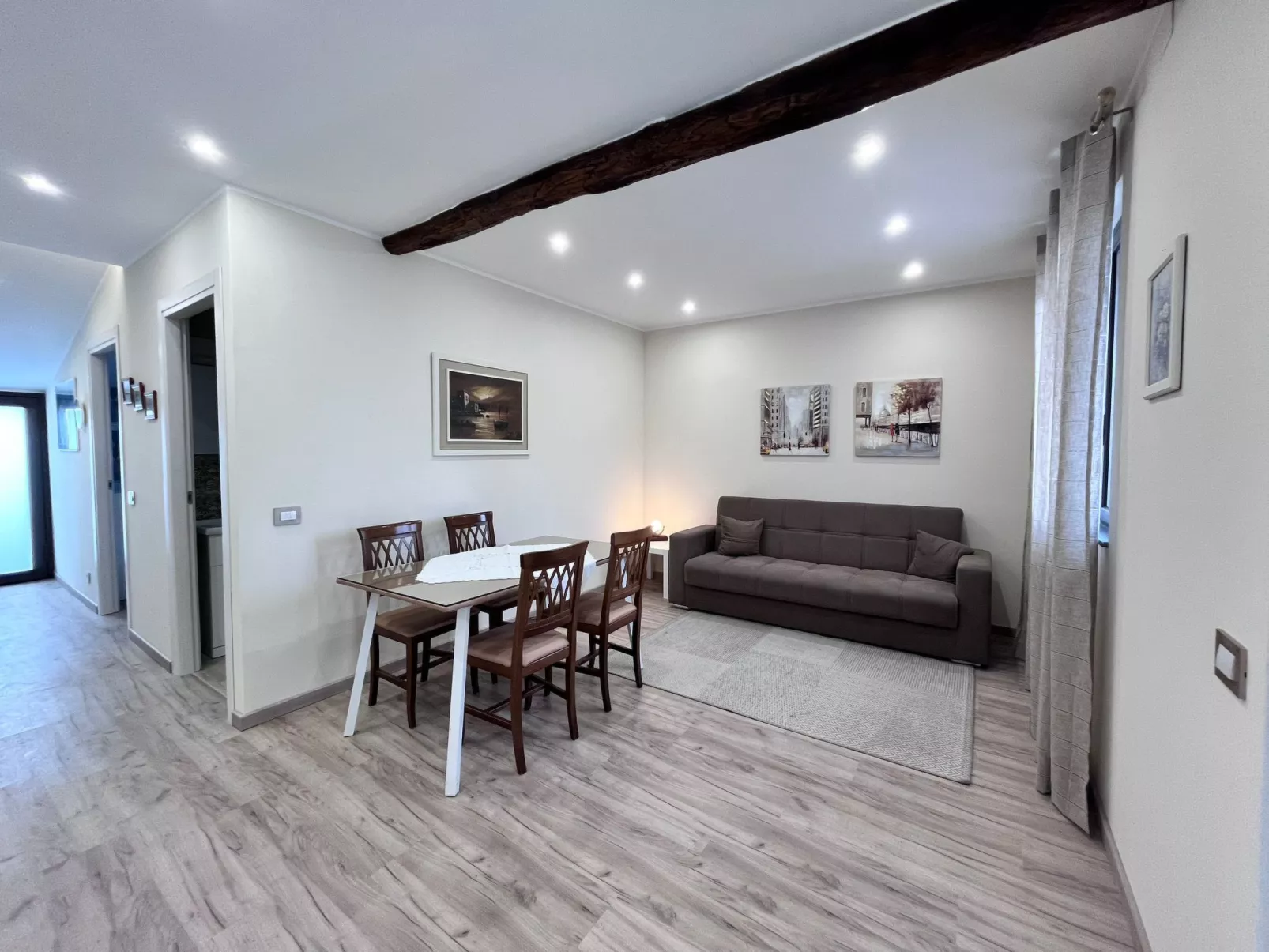 Rsm-Wohnung mit Gemeinschaftspool-Binnen