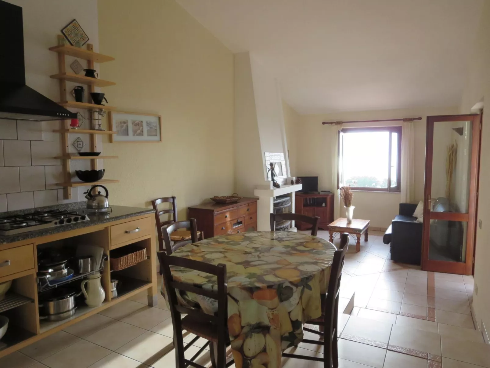 Casa Giusy mit Terrasse und Meerblick-Binnen