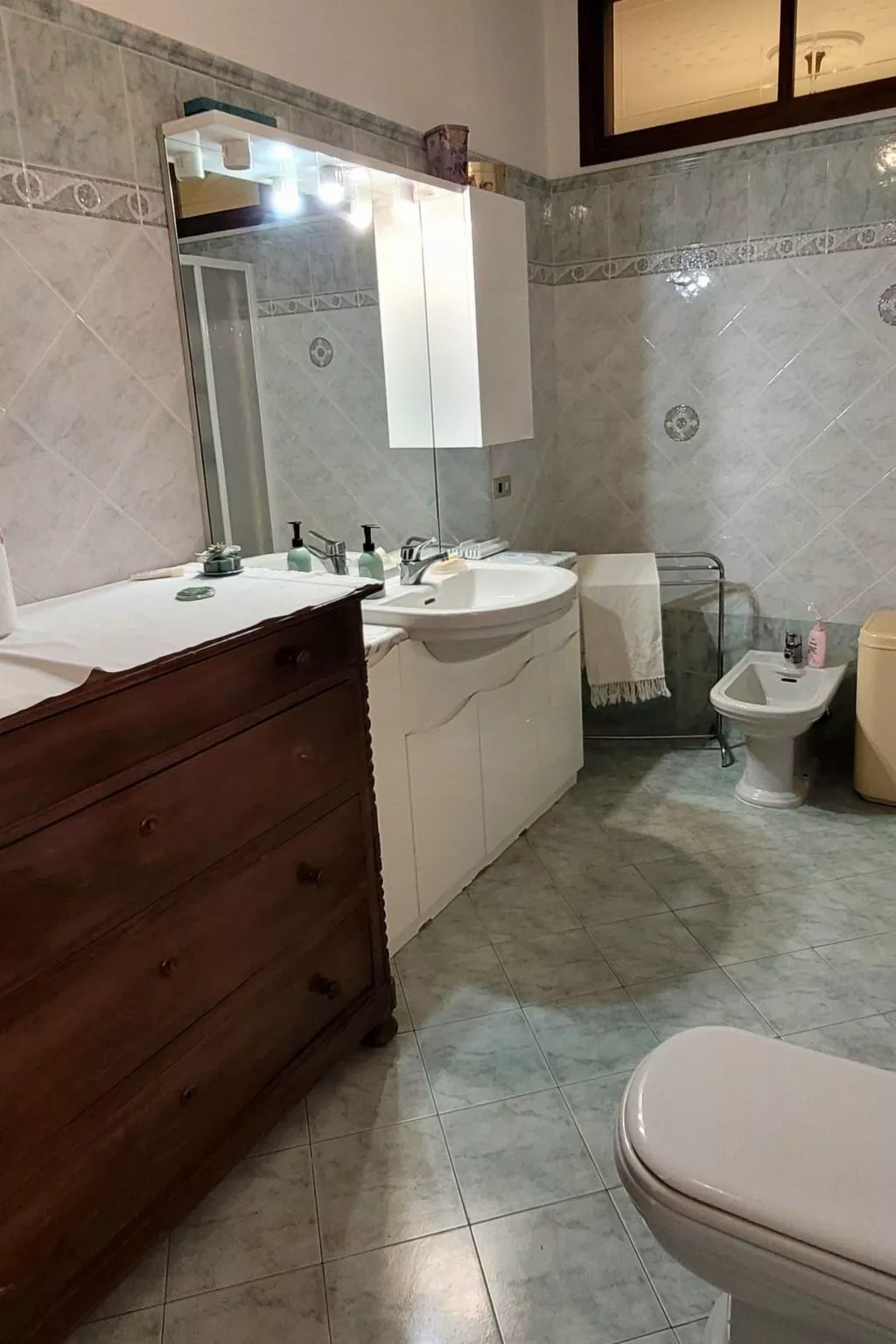 Casa Verdi" am See, nur einen Steinwurf vom Stadtzentrum entfernt-Binnen