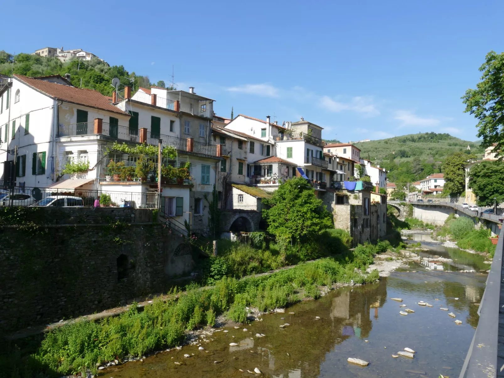 Villa in Borgomaro mit privatem Parkplatz-Omgeving