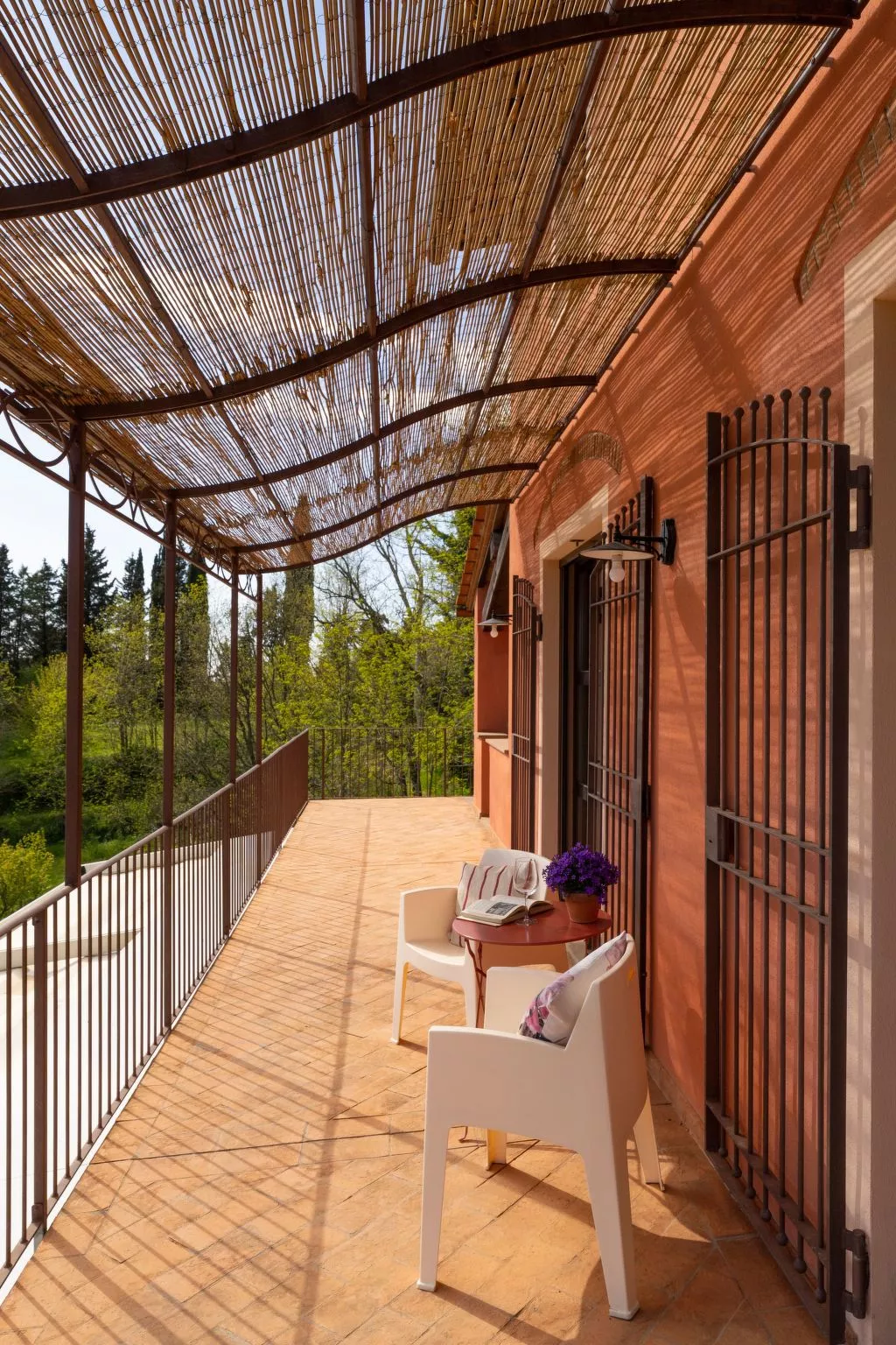 Wunderschöne Villa mit privatem Pool und Whirlpool-Buiten