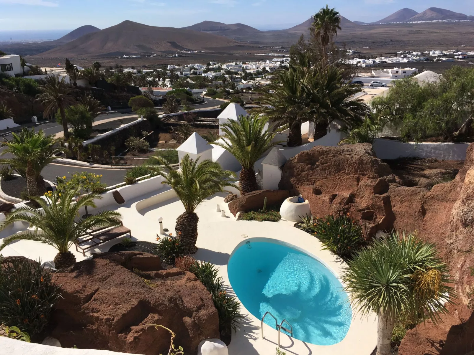 In Costa Teguise mit Privatem Pool-Binnen