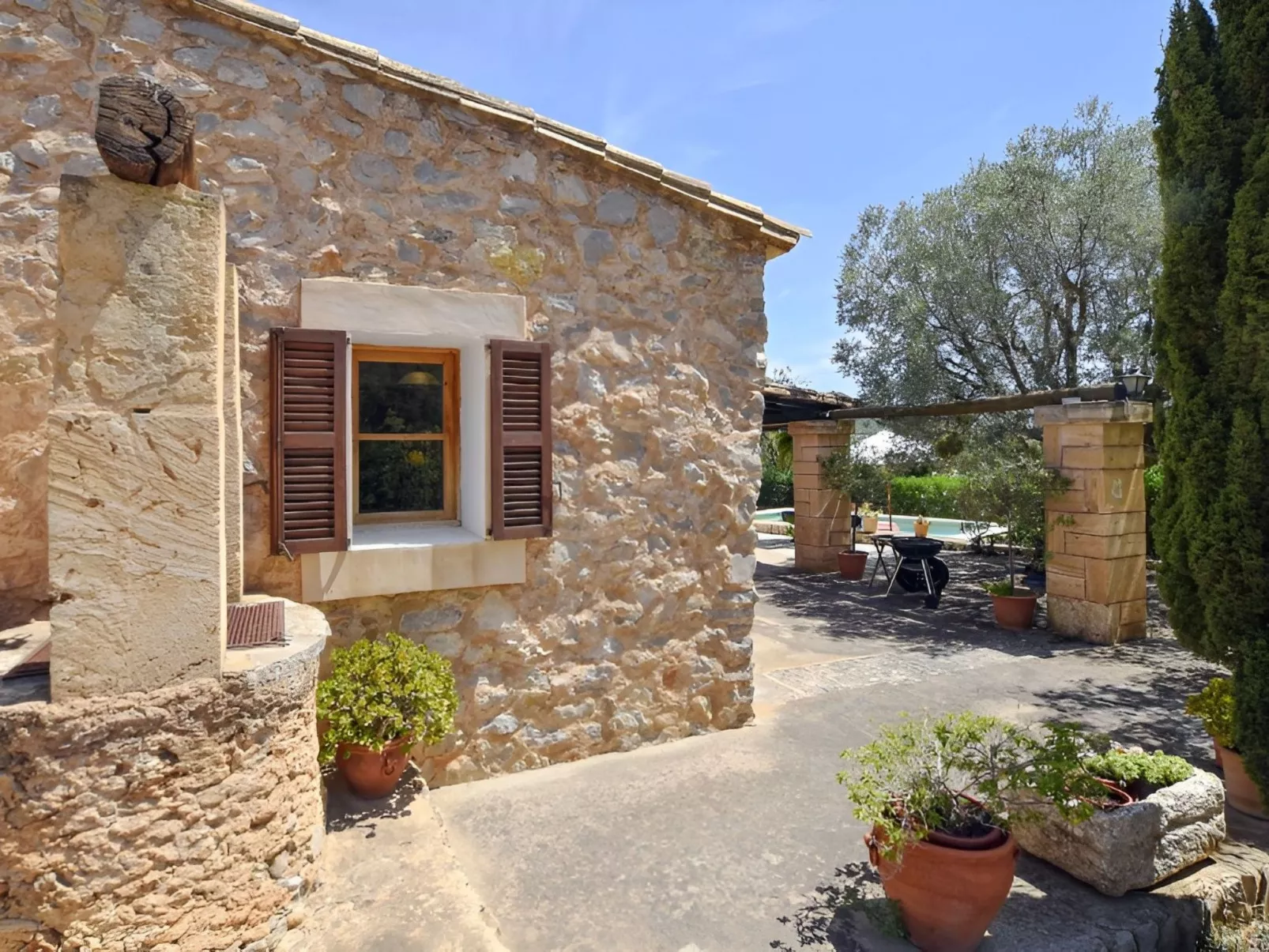 Finca mit Bergblick, Schwimmbad und Klimaanlage.-Image-tags.info