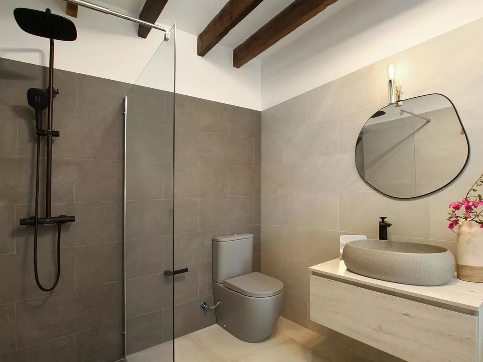 Fabelhafte Restaurierung mit beeindruckendem Ergebnis-Binnen