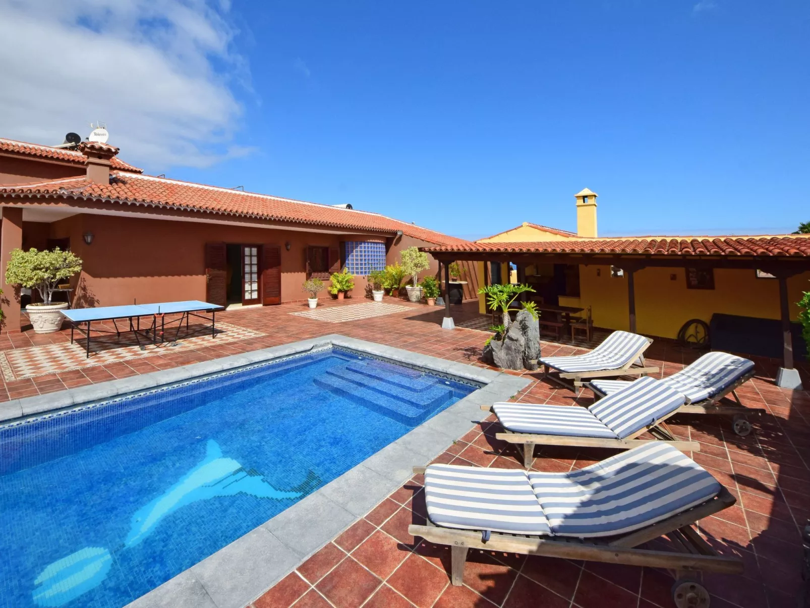 Haus Alina mit beheizbarem privatpool und barbecue-Image-tags.info