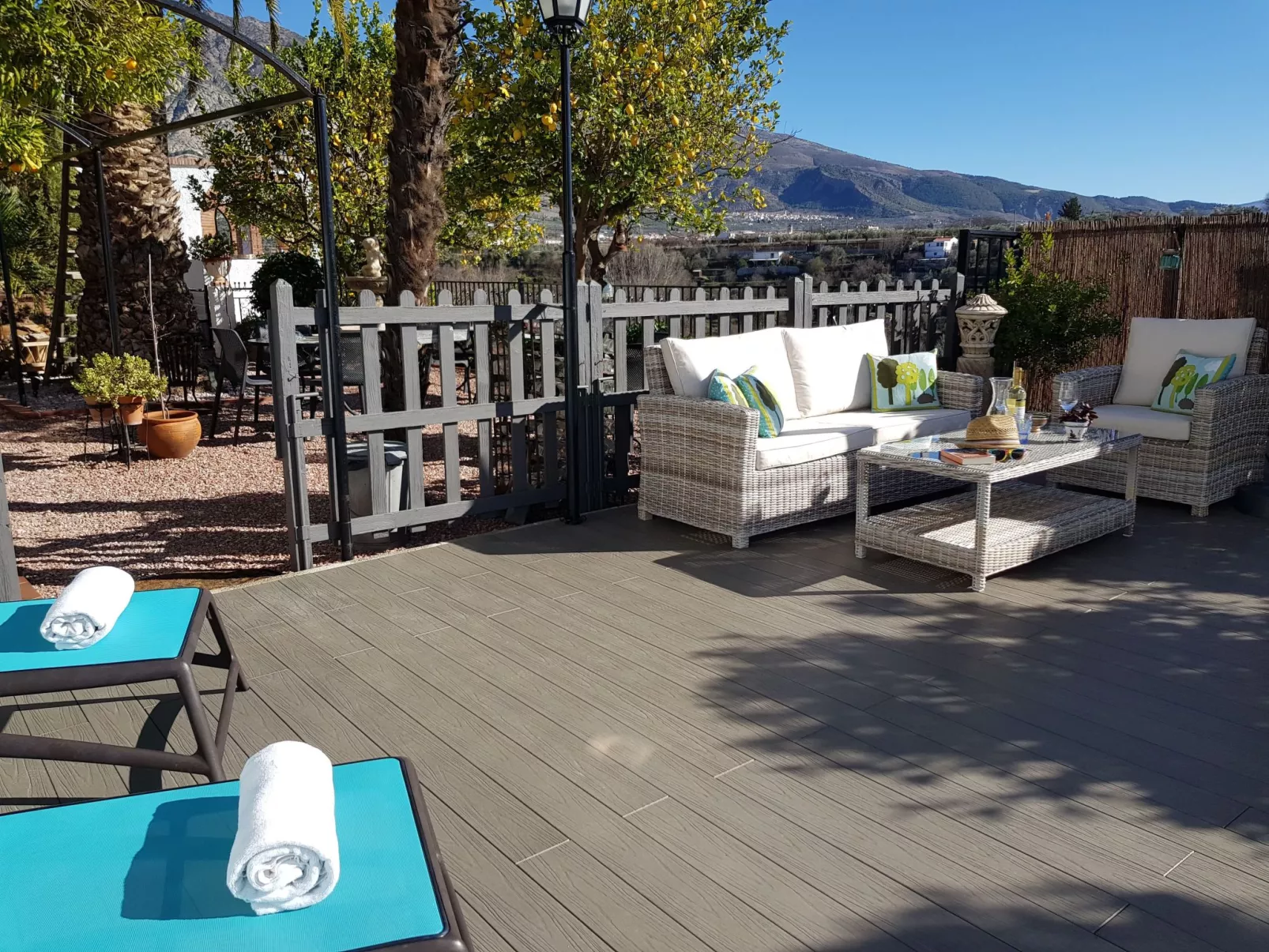 Hütte mit Terrasse-Binnen