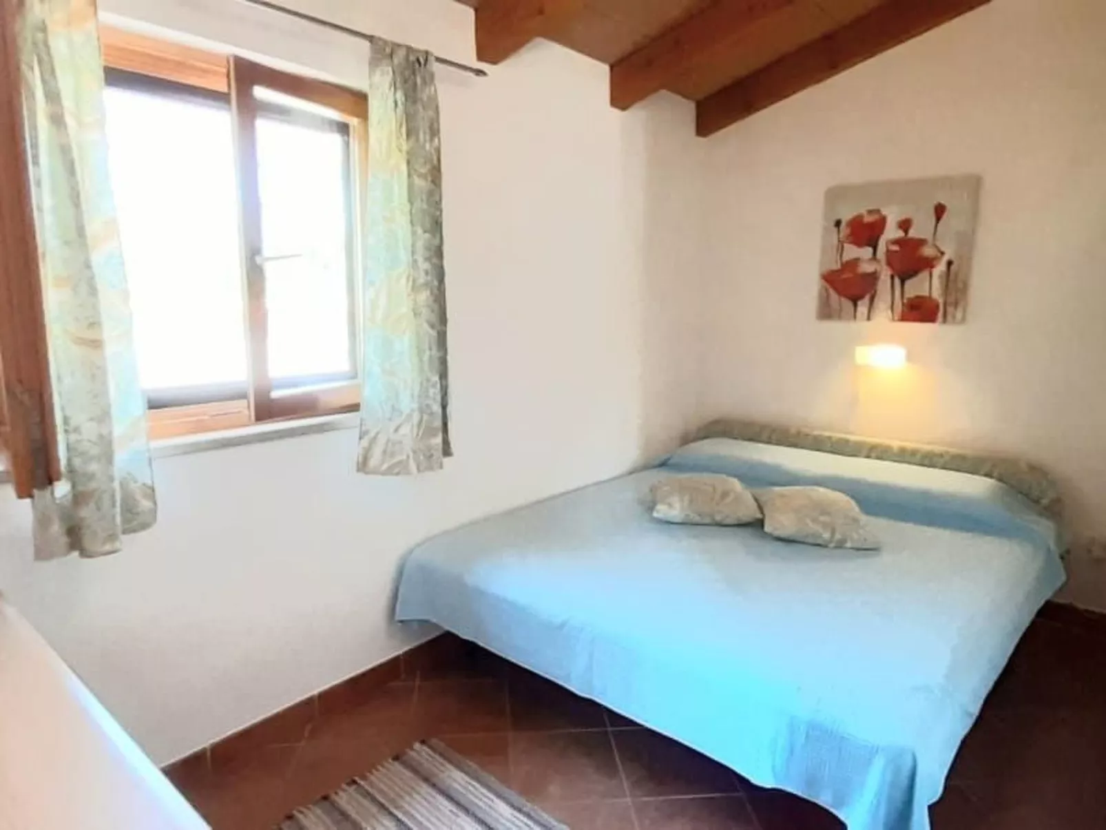 Mit schönem Garten und Sonnenterrasse-Binnen