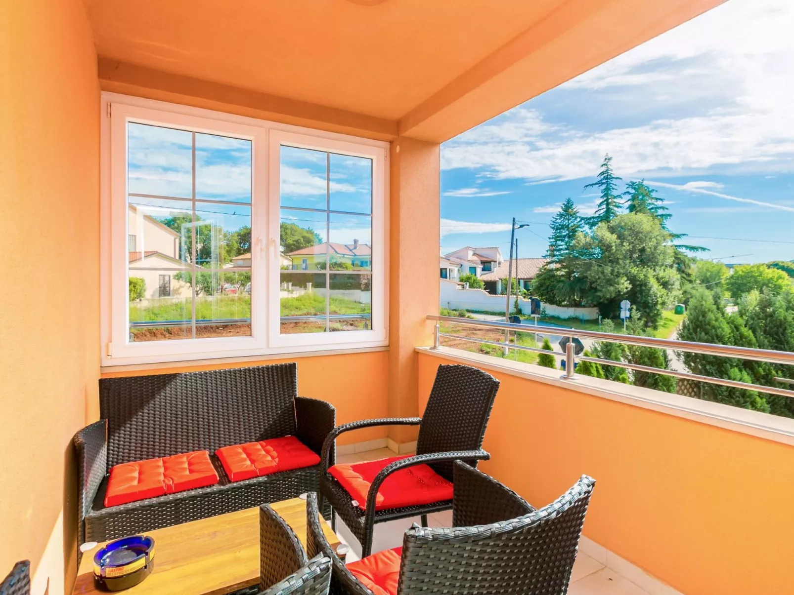 "Borka Regi" mit Balkon-Buiten