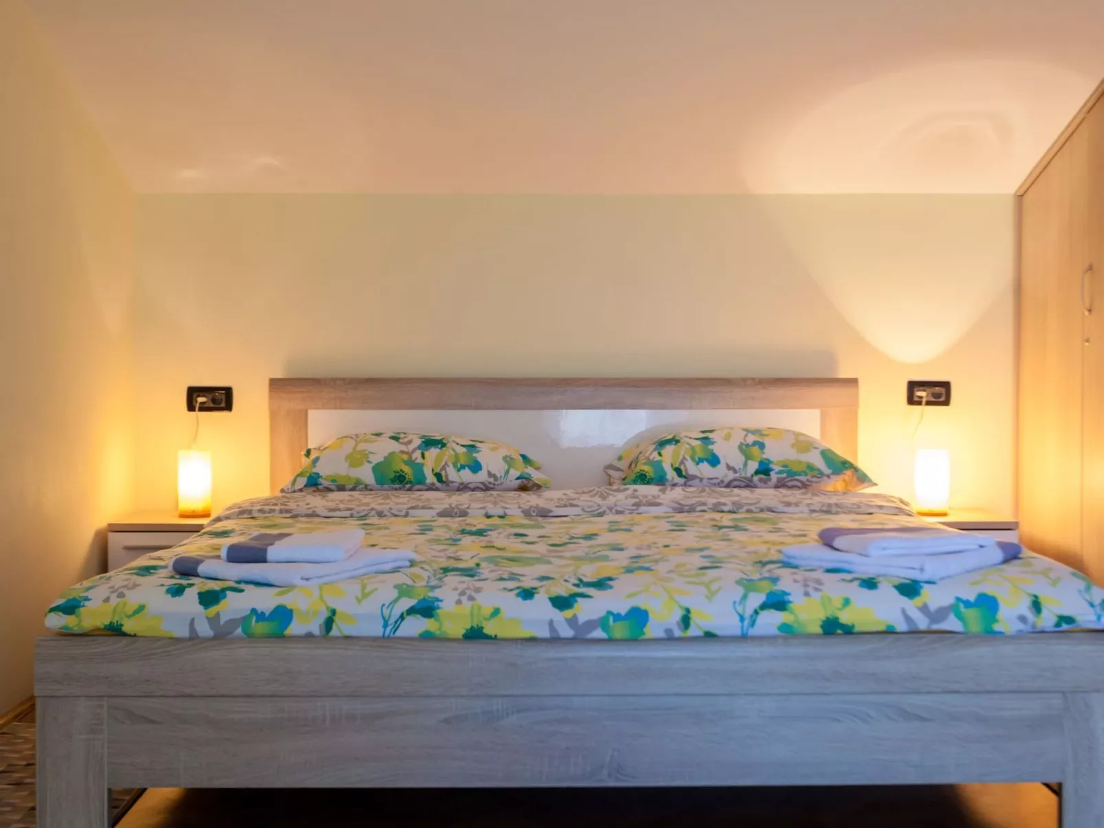 In der Nähe des Meeres, schöne und moderne Wohnung-Binnen