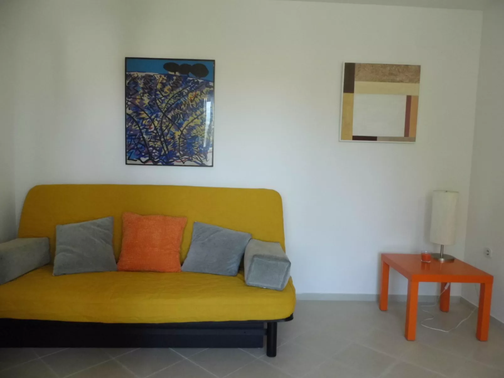 Gemütliche und moderne Wohnung in der Nähe von Meer und Zentrum-Binnen