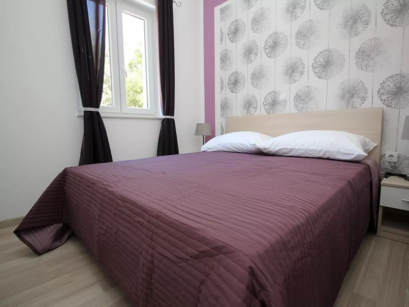 Gorica-Image-tags.info