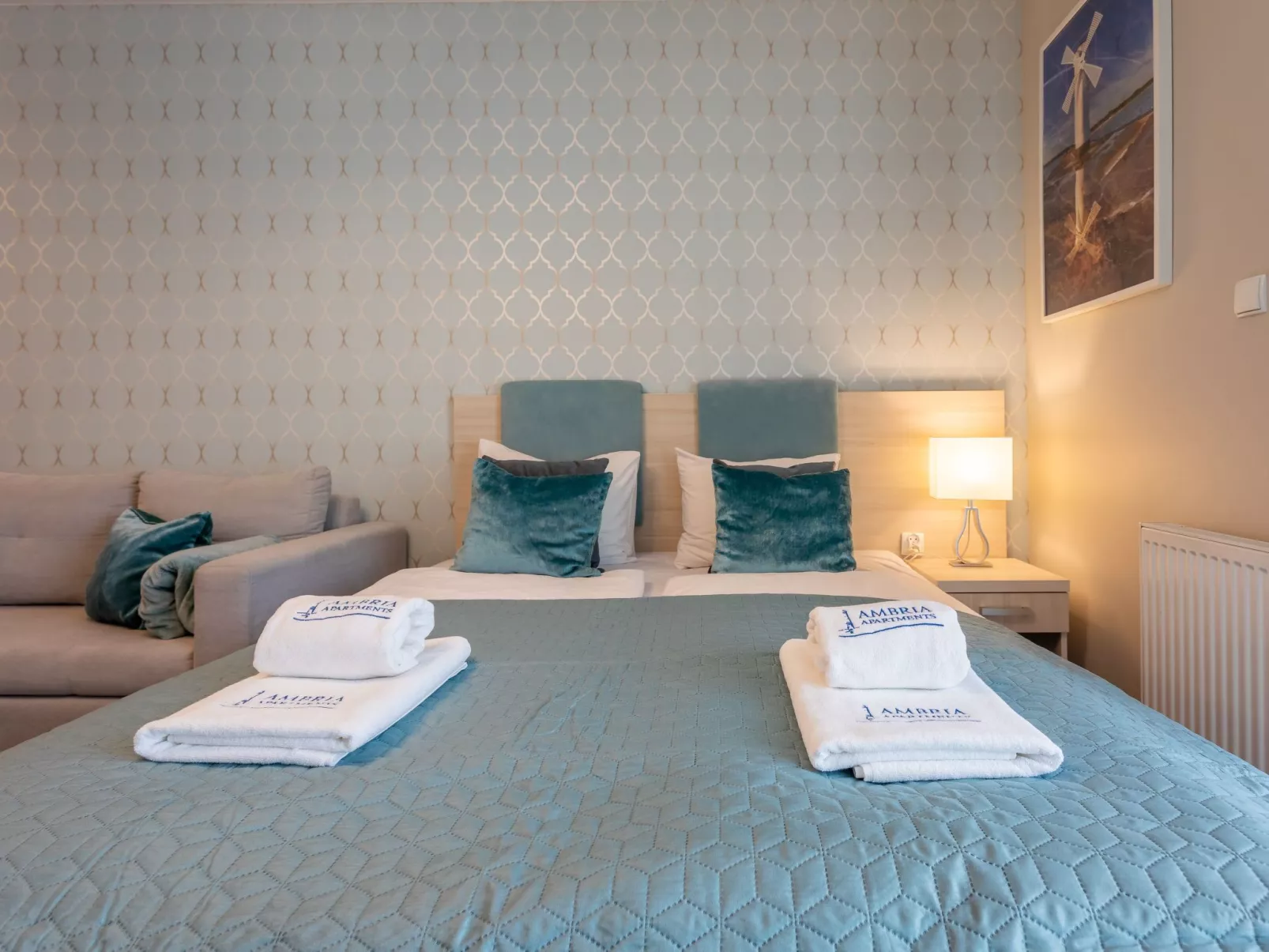 Pegaz 17 an der Strandpromenade-Image-tags.info