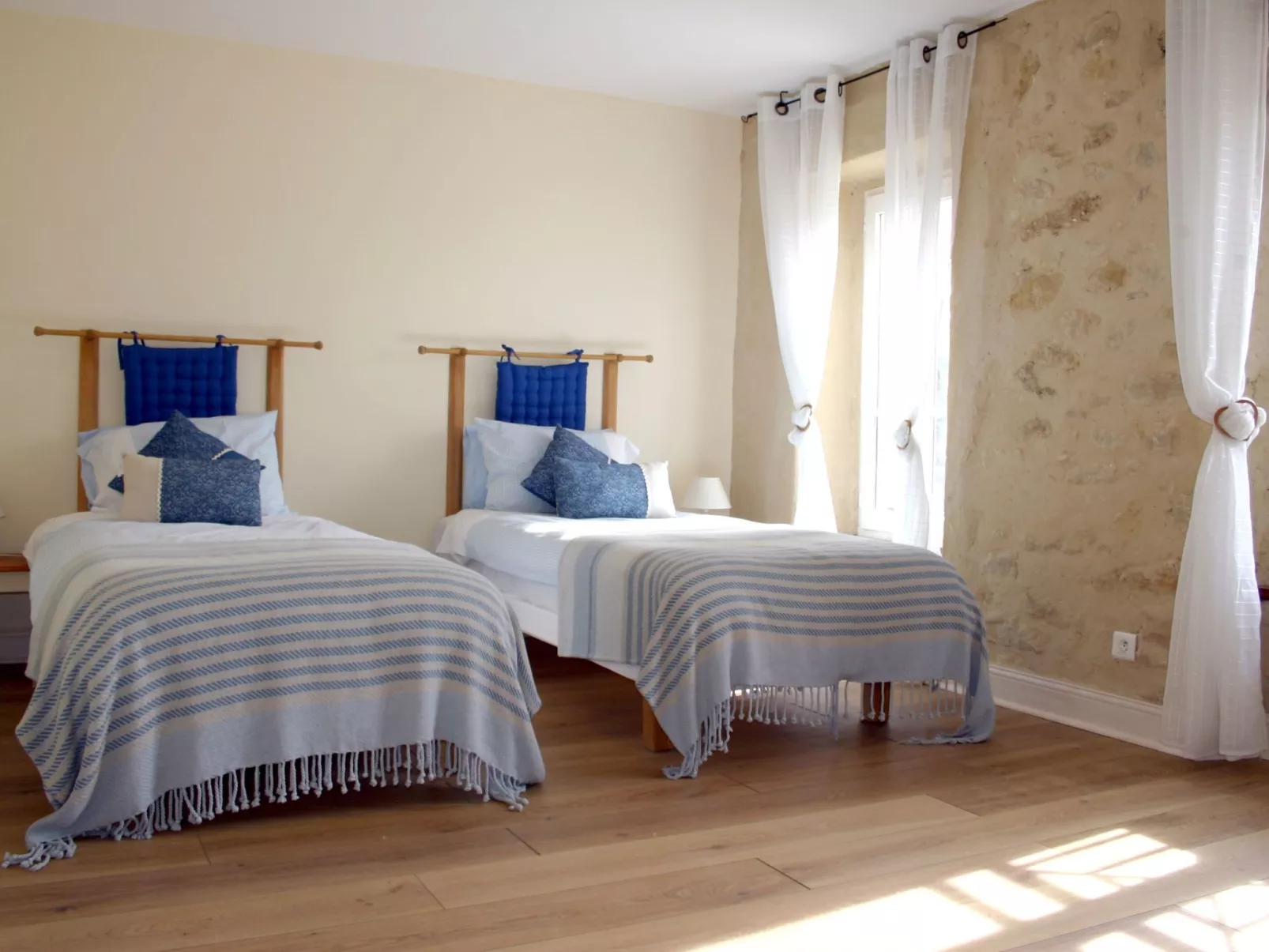 Gemütliches Ferienhaus in Villautou-Image-tags.info