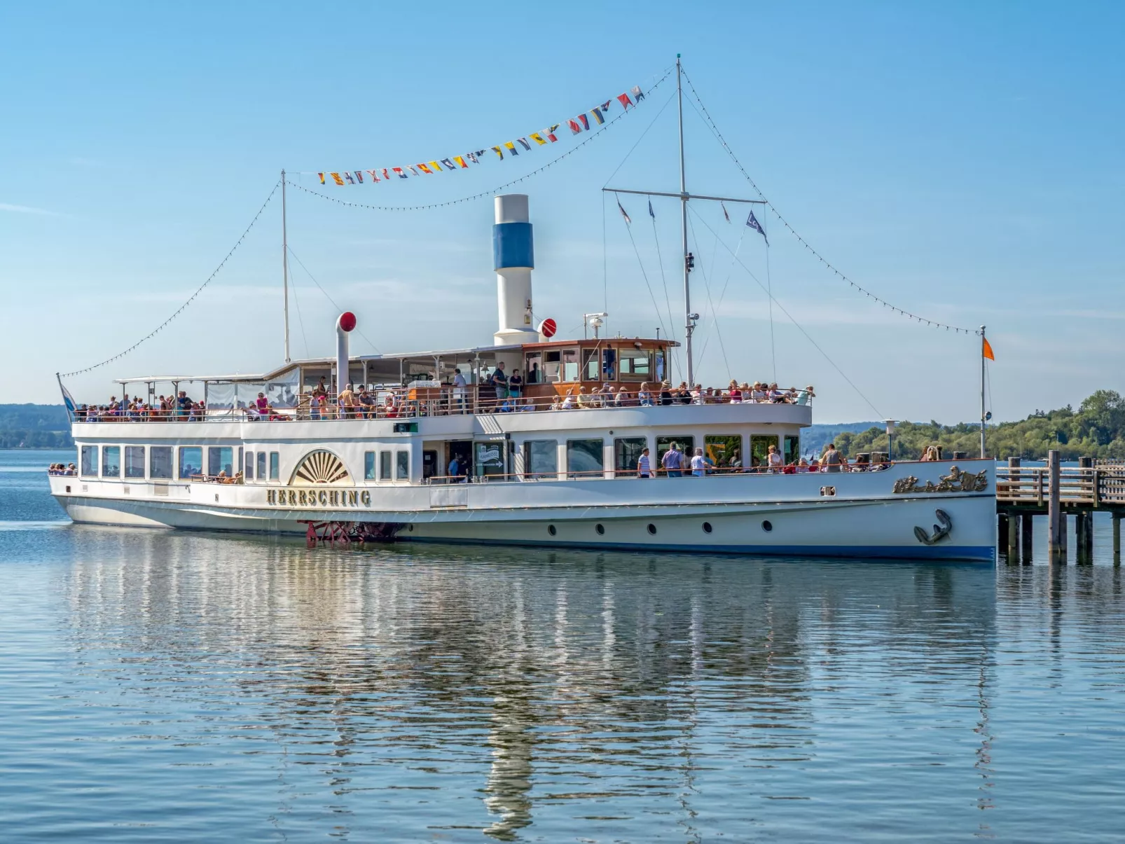 Appartement in Riederau mit Terrasse und Garten-Buiten
