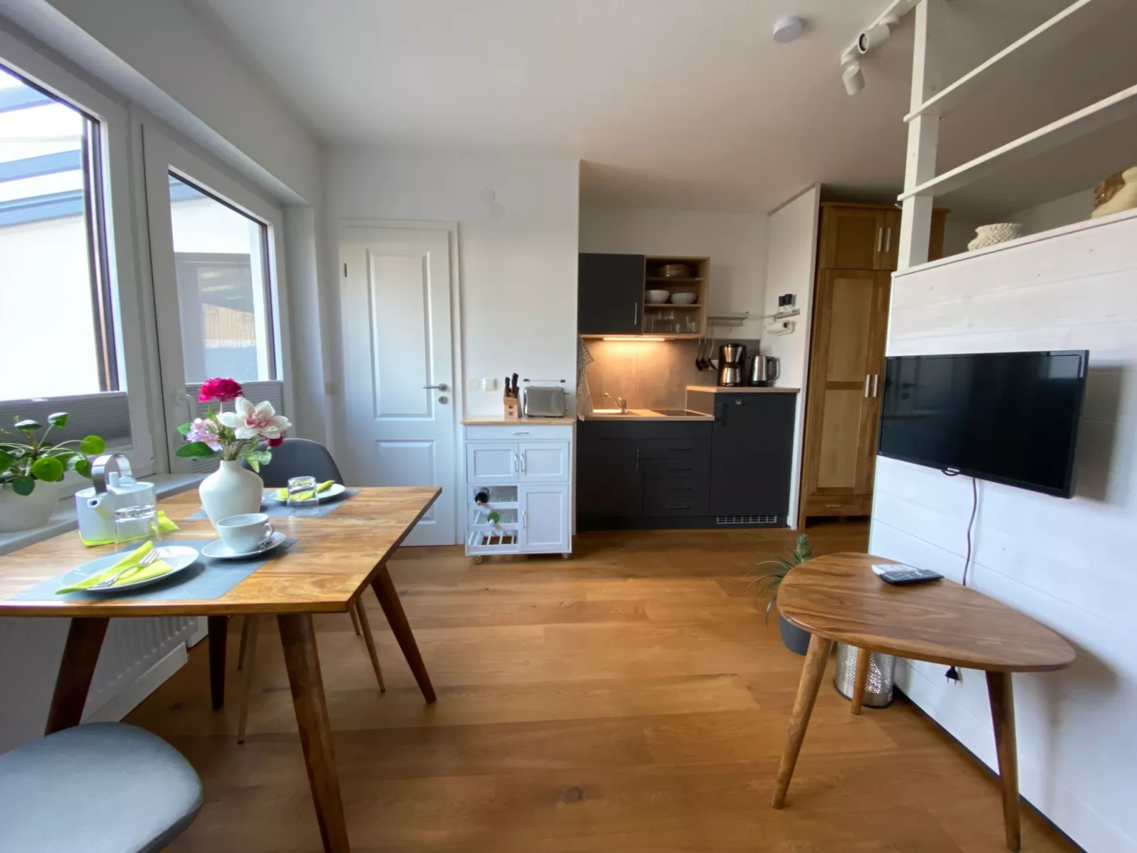 Studio-Appartement mit Wallbox-Binnen