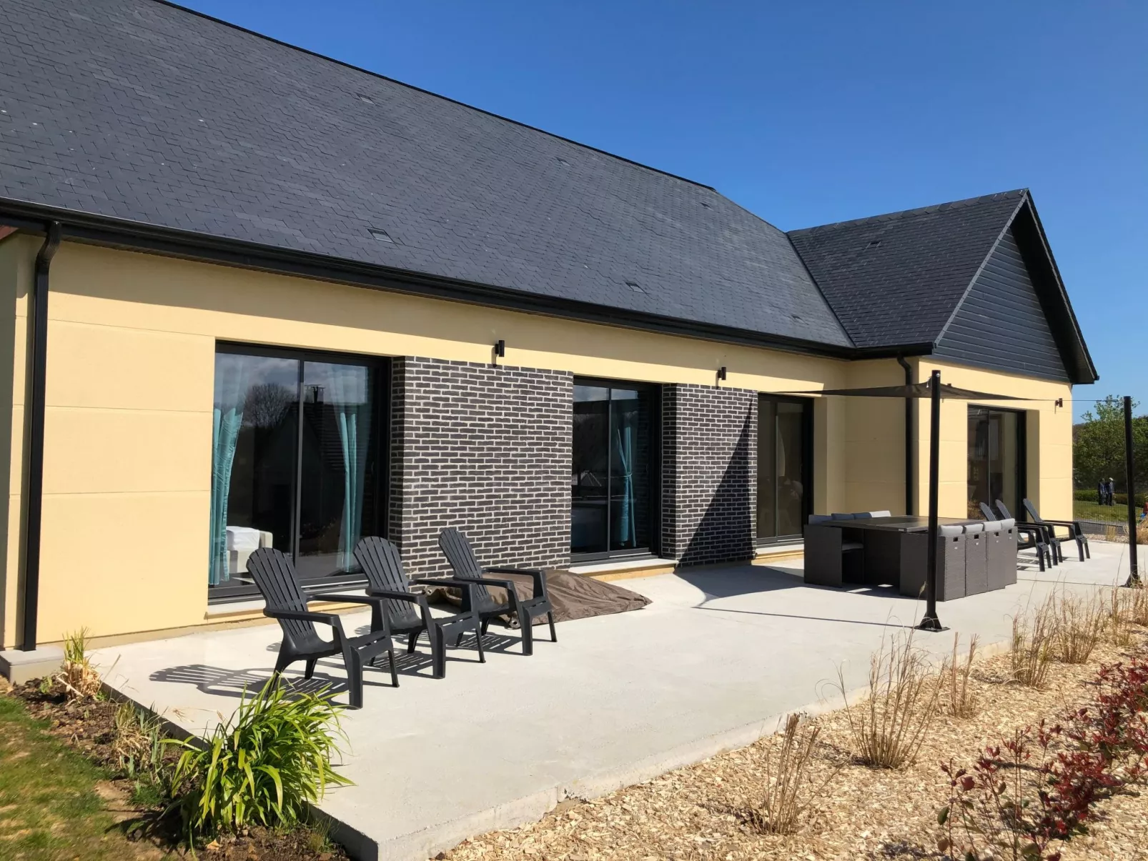 L Atelier Veulais-Binnen