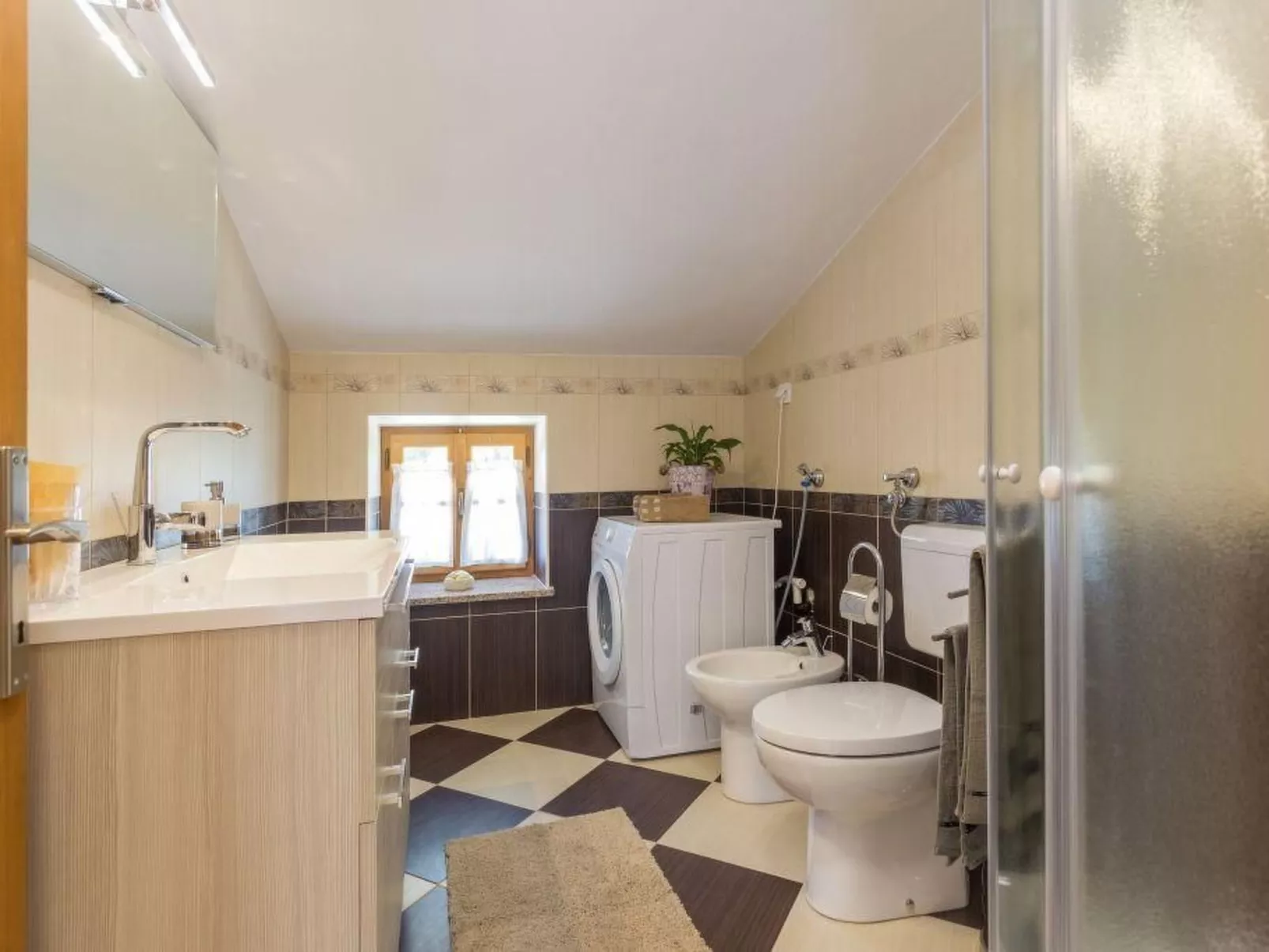 "Haus Matija"-Binnen